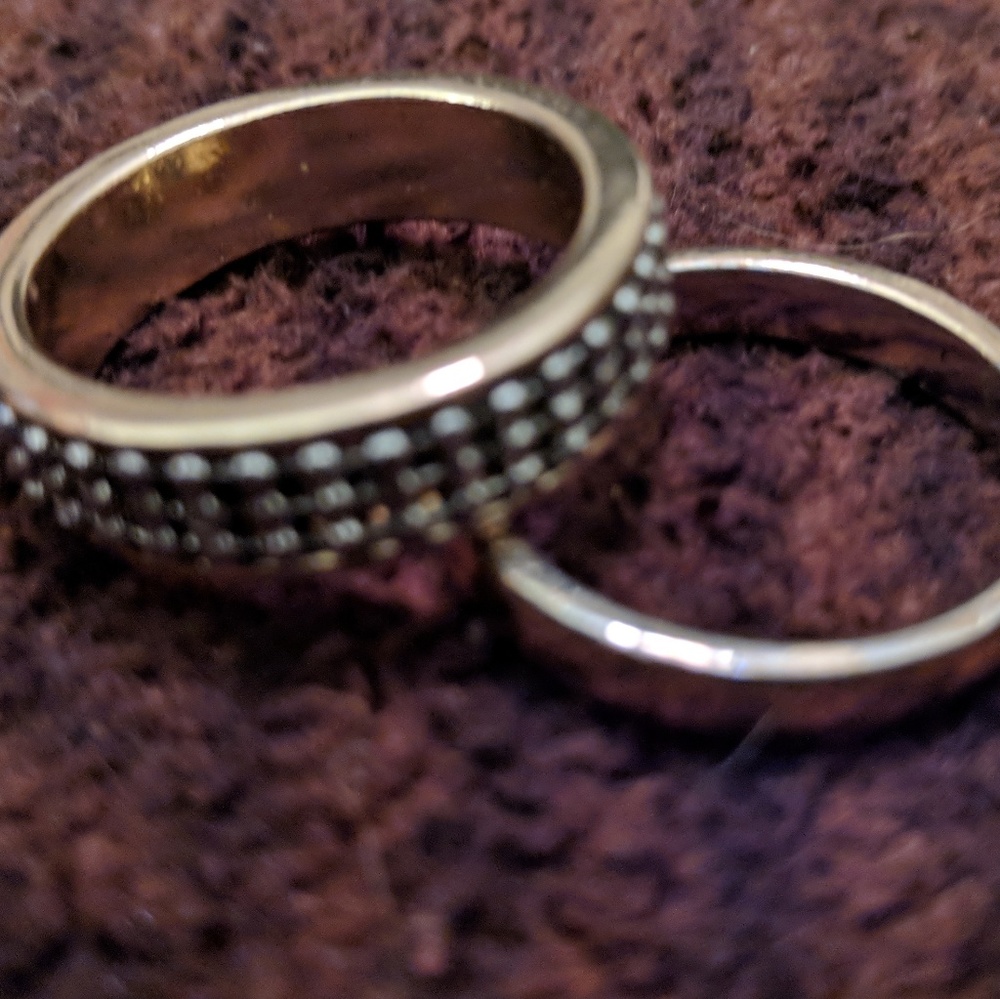 Stackable rings.